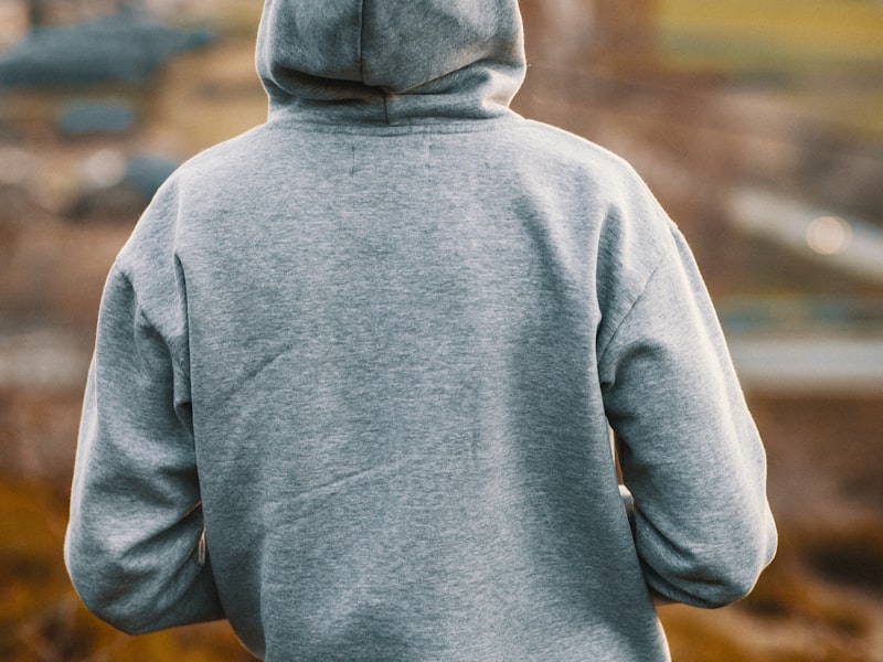 Hoodies & Sweatshirts